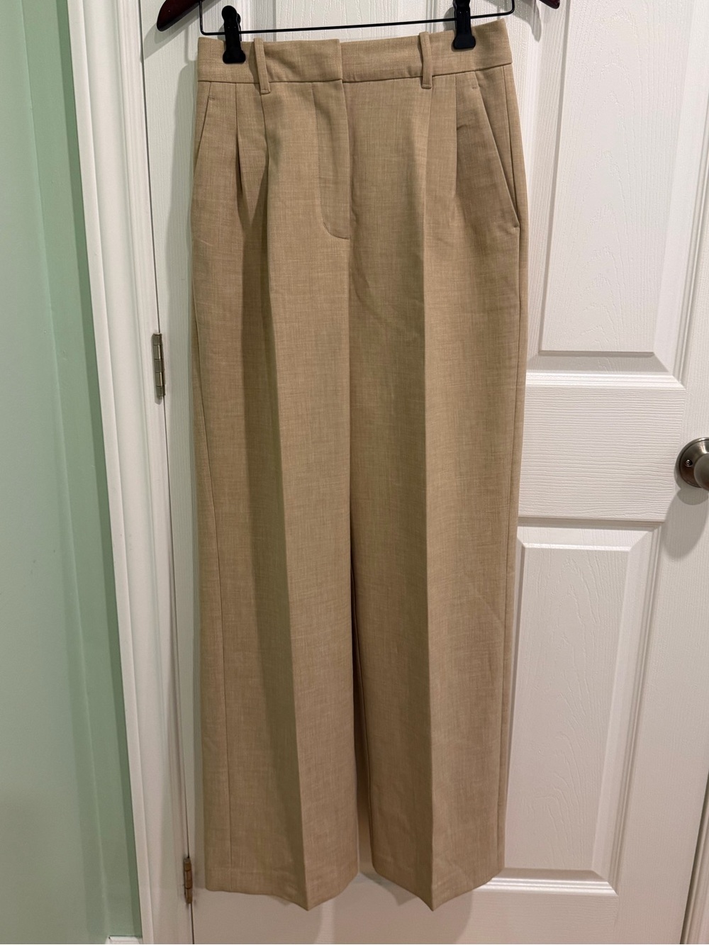 Aritzia Wilfred Effortless Pants Beige Size 2